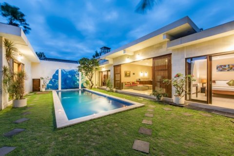 Вилла с 3 спальнями в Seminyak, Бадунг, Индонезия № 1491 2
