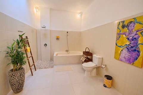 Вилла с 3 спальнями в Seminyak, Бадунг, Индонезия № 1492 14