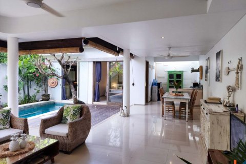2 bedrooms Villa in Badung, Indonesia No. 11103 5