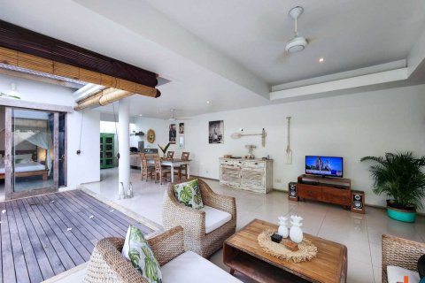 2 bedrooms Villa in Badung, Indonesia No. 11103 2