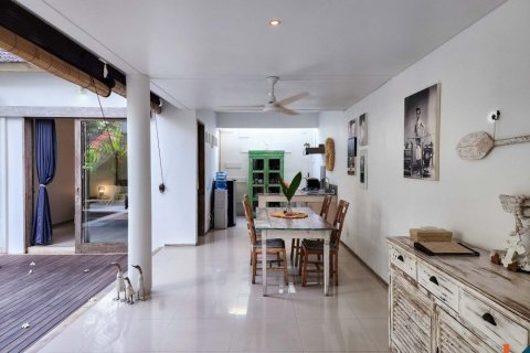 2 bedrooms Villa in Badung, Indonesia No. 11103 7