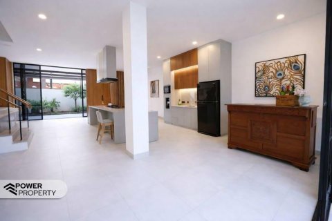 Вилла с 4 спальнями в Seminyak, Бадунг, Индонезия № 13605 11