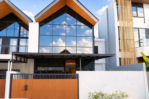 Вилла с 4 спальнями в Seminyak, Бадунг, Индонезия № 13605 12