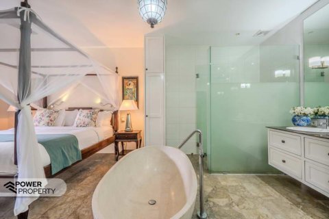 Вилла с 3 спальнями в Seminyak, Бадунг, Индонезия № 13610 17