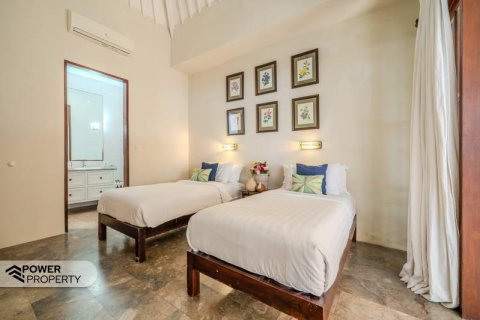 Вилла с 3 спальнями в Seminyak, Бадунг, Индонезия № 13610 13