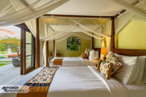 Вилла с 4 спальнями в Seminyak, Бадунг, Индонезия № 13608 9