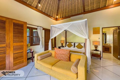 Вилла с 4 спальнями в Seminyak, Бадунг, Индонезия № 13608 13