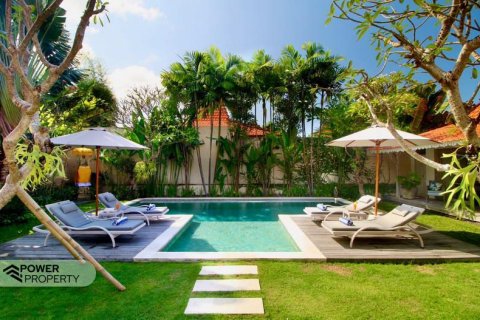 Вилла с 4 спальнями в Canggu, Бадунг, Индонезия № 13609 8