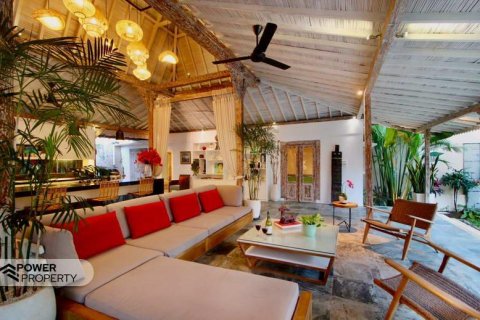 Вилла с 4 спальнями в Canggu, Бадунг, Индонезия № 13609 9