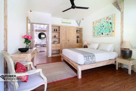 Вилла с 4 спальнями в Canggu, Бадунг, Индонезия № 13609 17
