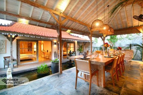 Вилла с 4 спальнями в Canggu, Бадунг, Индонезия № 13609 12