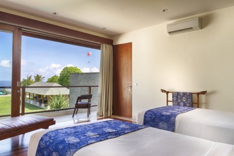 5 bedrooms Villa in South Kuta, Badung, Indonesia No. 776 20