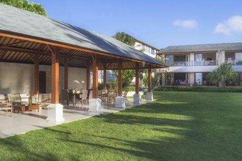 5 bedrooms Villa in South Kuta, Badung, Indonesia No. 776 4