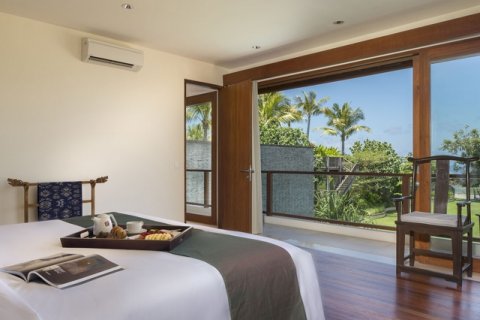 5 bedrooms Villa in South Kuta, Badung, Indonesia No. 776 19