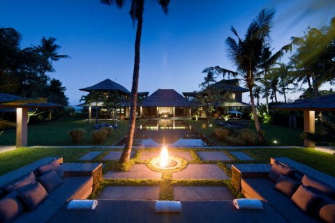 5 bedrooms Villa in Canggu, Badung, Indonesia No. 779 17