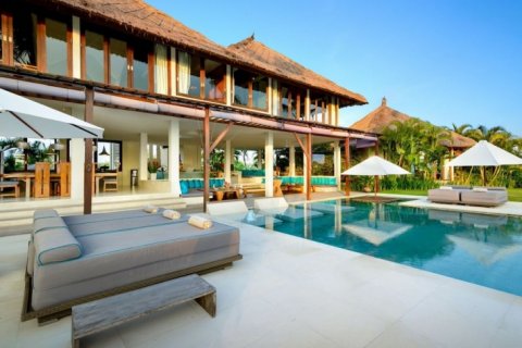 6 bedrooms Villa in Canggu, Badung, Indonesia No. 773 30