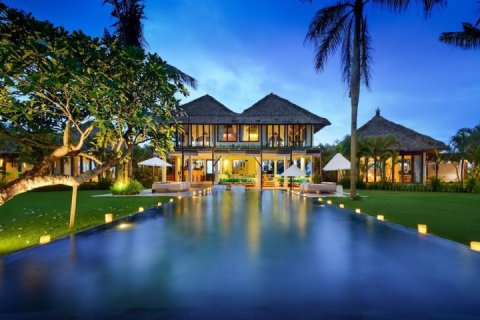6 bedrooms Villa in Canggu, Badung, Indonesia No. 773 11