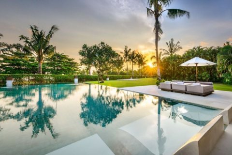 Вилла с 6 спальнями в Canggu, Бадунг, Индонезия № 773