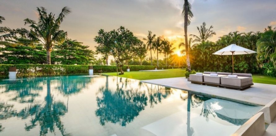 6 bedrooms Villa in Canggu, Badung, Indonesia No. 773