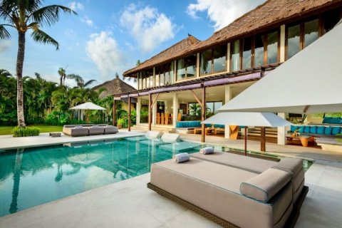 6 bedrooms Villa in Canggu, Badung, Indonesia No. 773 3