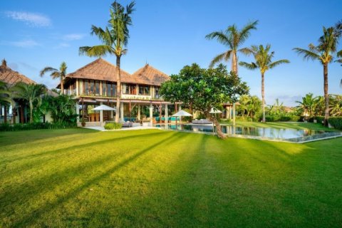 6 bedrooms Villa in Canggu, Badung, Indonesia No. 773 26
