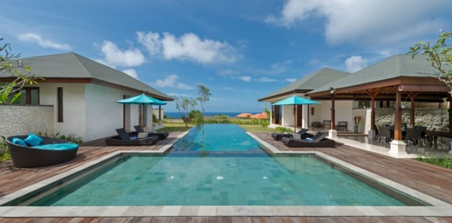 6 bedrooms Villa in South Kuta, Badung, Indonesia No. 774