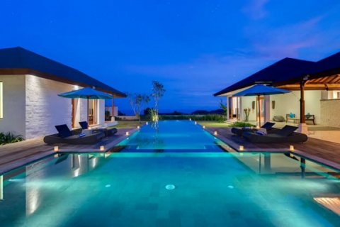 6 bedrooms Villa in South Kuta, Badung, Indonesia No. 774 28