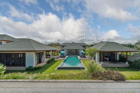 6 bedrooms Villa in South Kuta, Badung, Indonesia No. 774 23