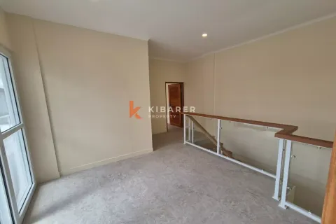 Вилла с 3 спальнями в Kerobokan, Бадунг, Индонезия № 12666 10
