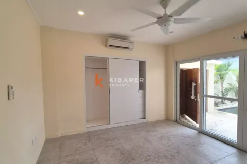Вилла с 3 спальнями в Kerobokan, Бадунг, Индонезия № 12666 14