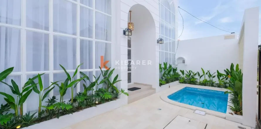 3 bedrooms Villa in Tibubeneng, Badung, Indonesia No. 11853