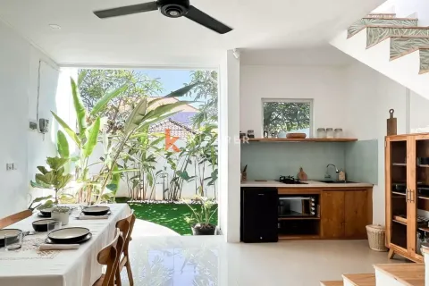 2 bedrooms Villa in Kerobokan, Badung, Indonesia No. 11851