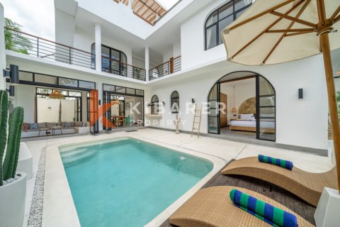 3 bedrooms Villa in Tibubeneng, Badung, Indonesia No. 11849