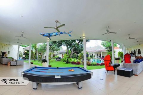 5 bedrooms Villa in South Denpasar, Denpasar, Indonesia No. 8840 26