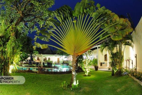 5 bedrooms Villa in South Denpasar, Denpasar, Indonesia No. 8840 12