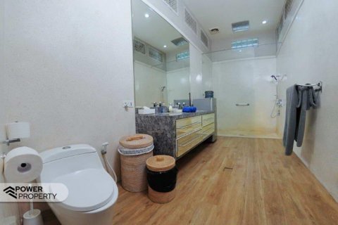 5 bedrooms Villa in South Denpasar, Denpasar, Indonesia No. 8840 10