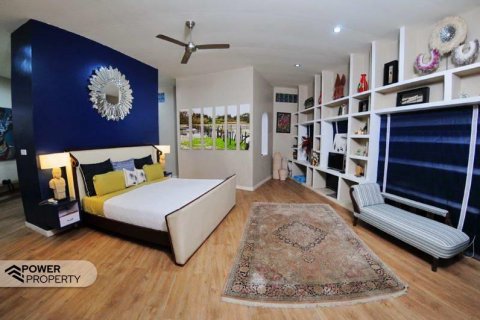 5 bedrooms Villa in South Denpasar, Denpasar, Indonesia No. 8840 8