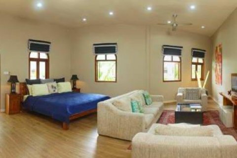 5 bedrooms Villa in South Denpasar, Denpasar, Indonesia No. 8840 13
