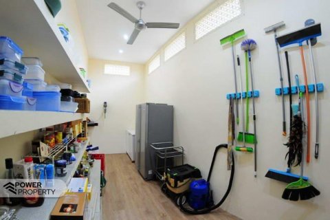 5 bedrooms Villa in South Denpasar, Denpasar, Indonesia No. 8840 4