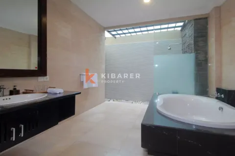 Вилла с 4 спальнями в Kerobokan, Бадунг, Индонезия № 12163 15