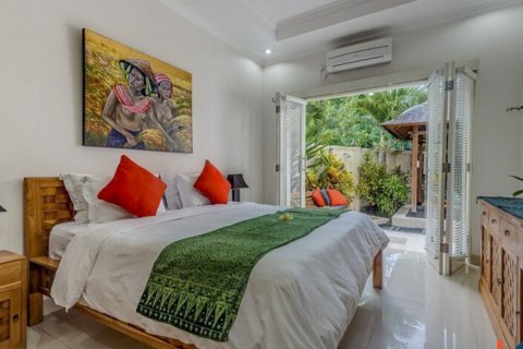10 bedrooms Villa in Seminyak, Badung, Indonesia No. 11630 23