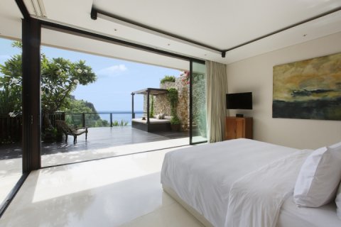 5 bedrooms Villa in South Kuta, Badung, Indonesia No. 596 12