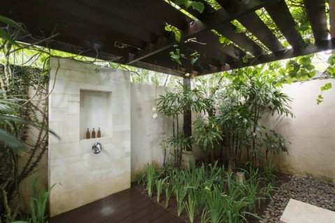 5 bedrooms Villa in South Kuta, Badung, Indonesia No. 596 25