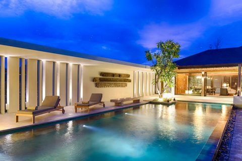 9 bedrooms Villa in South Kuta, Badung, Indonesia No. 598 20