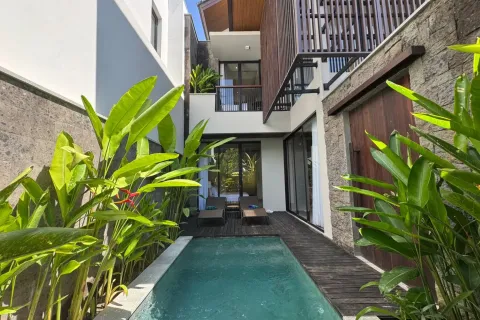 3 bedrooms Villa in Canggu, Badung, Indonesia No. 11015