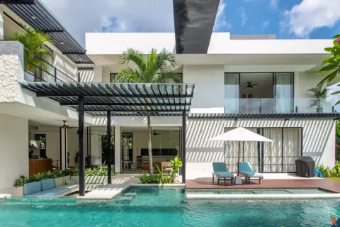 4 bedrooms Villa in Tumbak Bayuh, Mengwi, Badung, Indonesia No. 10538 3