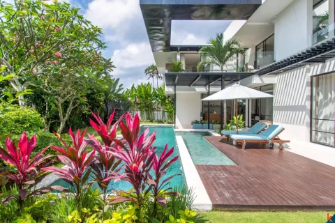 4 bedrooms Villa in Tumbak Bayuh, Mengwi, Badung, Indonesia No. 10538 2