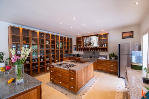 4 bedrooms Villa in Tabanan, Indonesia No. 10536 15