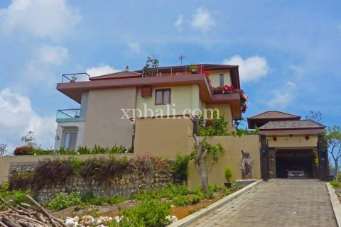 3 bedrooms Villa in South Kuta, Badung, Indonesia No. 7946 10