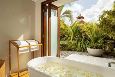 3 bedrooms Villa in Tibubeneng, Badung, Indonesia No. 10507 14